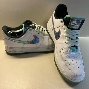 Nike Kids White Sneakers with Iridescent Accents